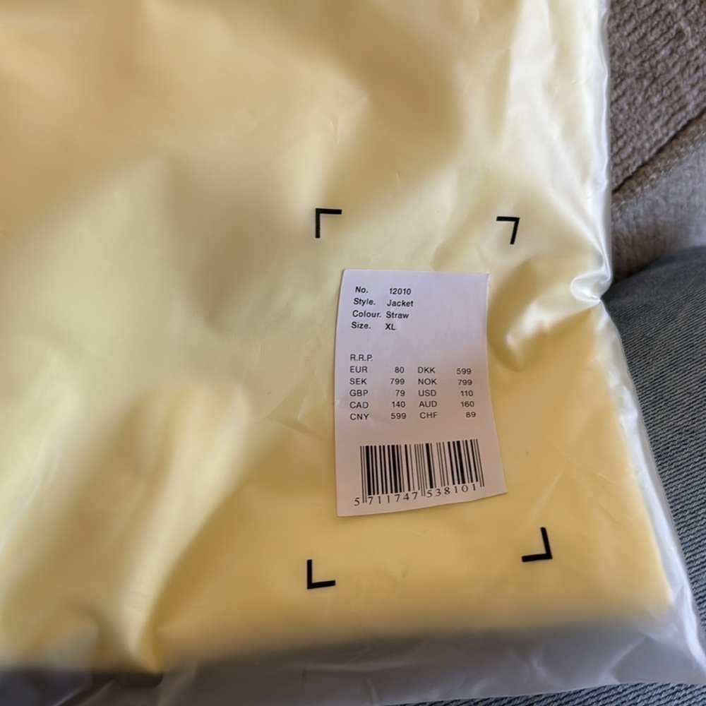 Rains Unisex Straw Yellow Waterproof Rain Jacket Button Zip Closure - Picture 10 of 11